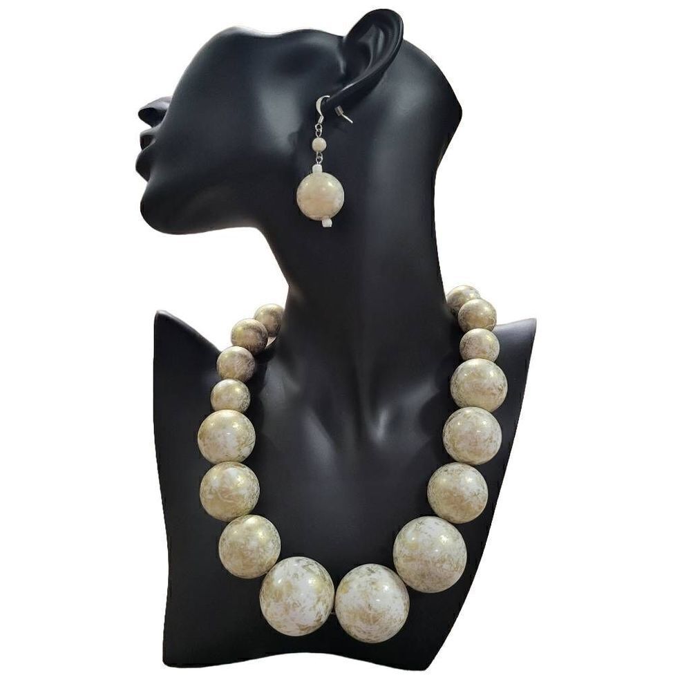 Beaded Necklace set‎